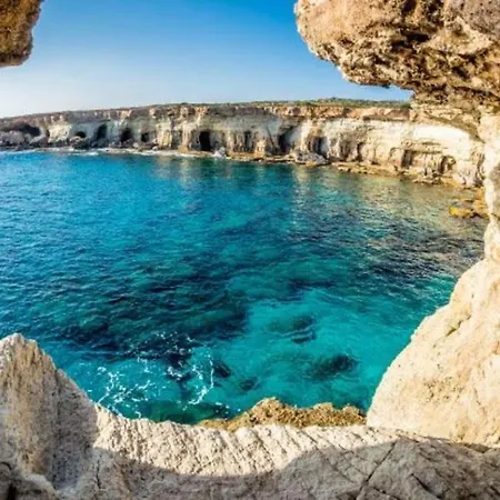 فيلة Beautiful 5 Star Holiday In A Prime Location In Sotira, Book Early To Secure Your Dates, Sotira 1303 أيا نابا