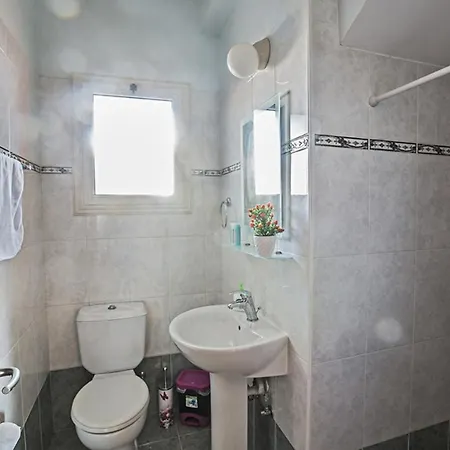 Beautiful 5 Star Holiday In A Prime Location In Sotira, Book Early To Secure Your Dates, Sotira 1303 Villa *